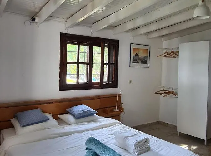 Greco Paradise - Adult Only Guest house