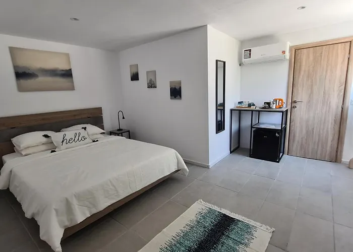 Greco Paradise - Adult Only